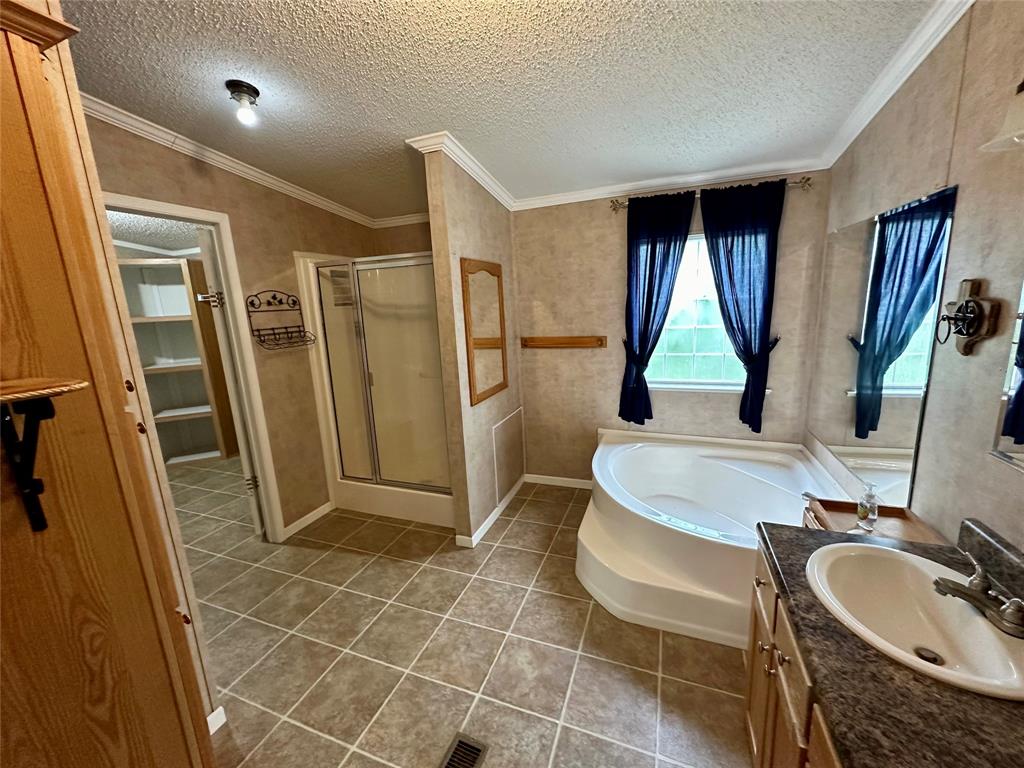 4064 Griffin Grove Street, Silsbee, Texas image 18