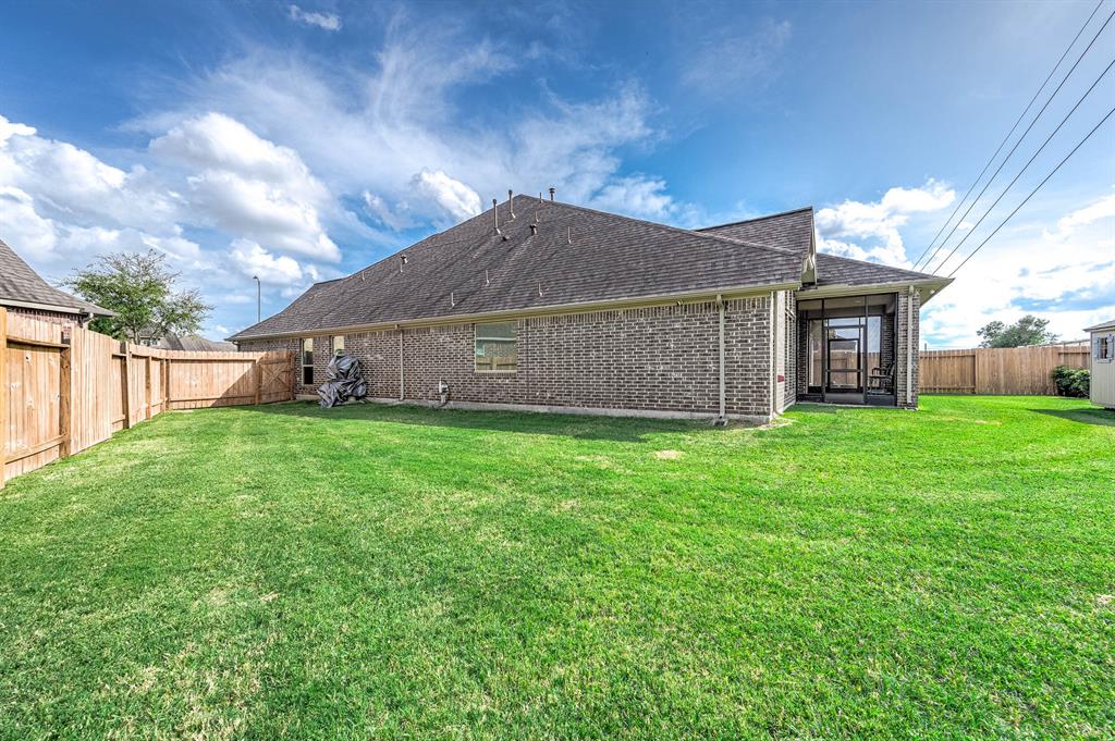 2910 Angel Mist Lane, Rosenberg, Texas image 31