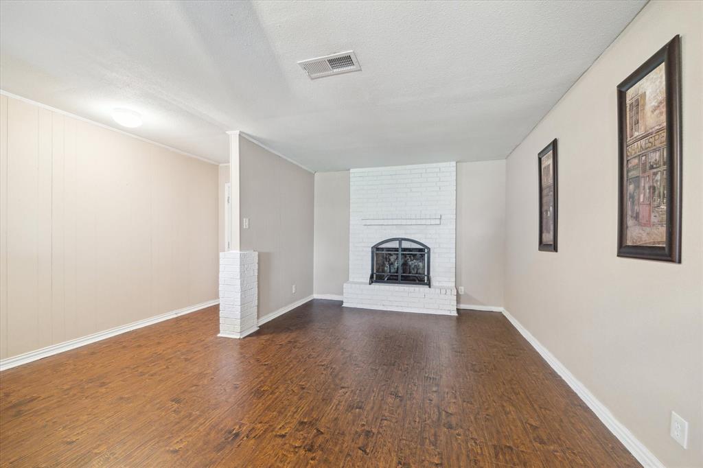 754 E Amherst Lane, Deer Park, Texas image 4