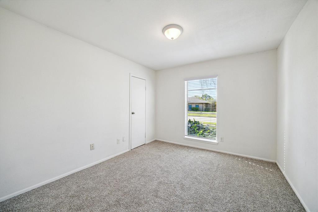754 E Amherst Lane, Deer Park, Texas image 13