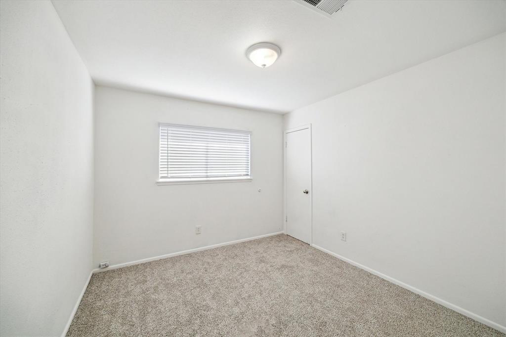 754 E Amherst Lane, Deer Park, Texas image 12