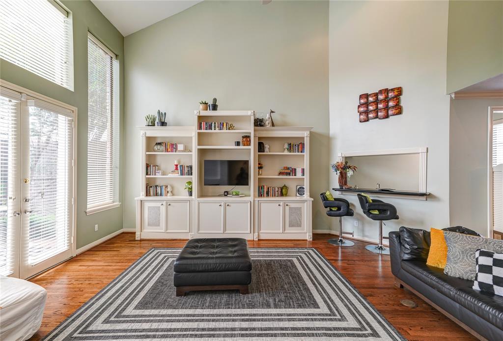 2527 Potomac Drive A
