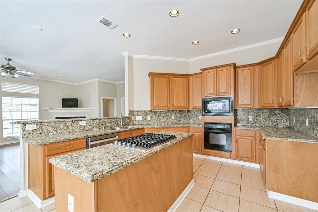 3519 Dry Creek Drive, Pasadena, Texas image 5