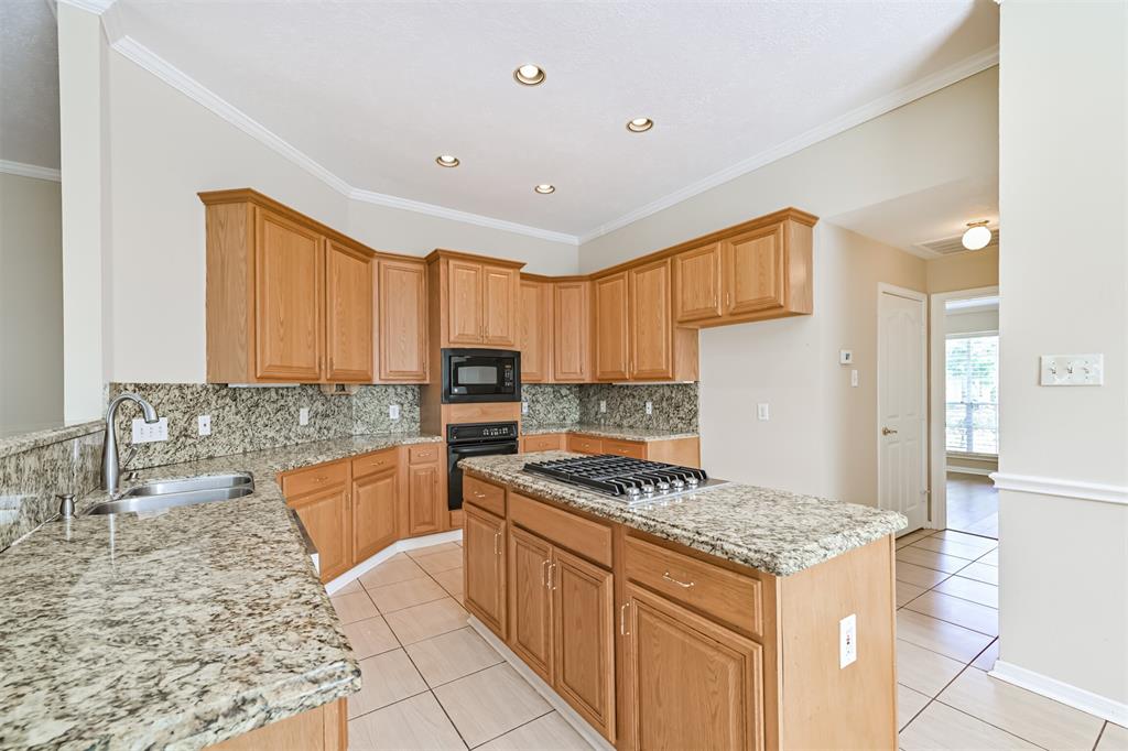 3519 Dry Creek Drive, Pasadena, Texas image 4