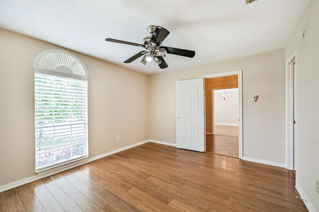 3519 Dry Creek Drive, Pasadena, Texas image 23