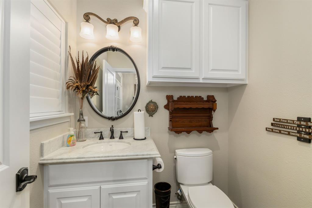 204 Keuper Avenue, Schulenburg, Texas image 17