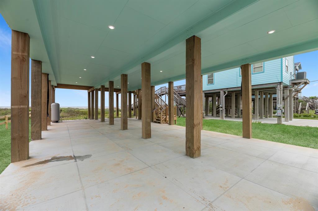 4723 Bluewater Drive, Freeport, Texas image 40