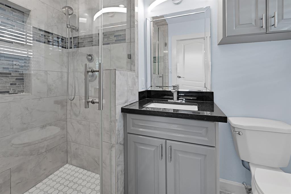 14 W Cobble Hill Circle Circle, The Woodlands, Texas image 17