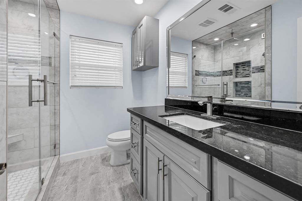 14 W Cobble Hill Circle Circle, The Woodlands, Texas image 14