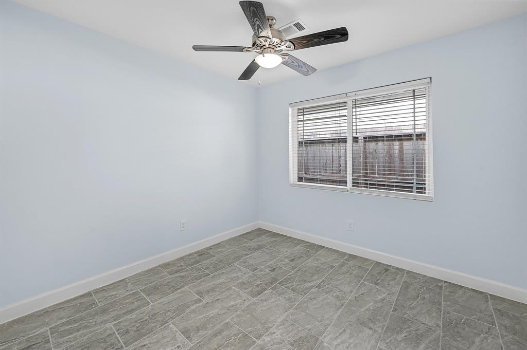 14 W Cobble Hill Circle Circle, The Woodlands, Texas image 13