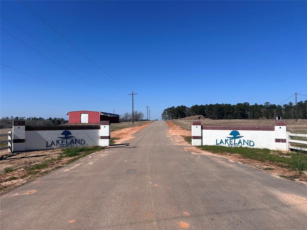TBD Royal Oak Drive Lot 138, Hillister, Texas image 2