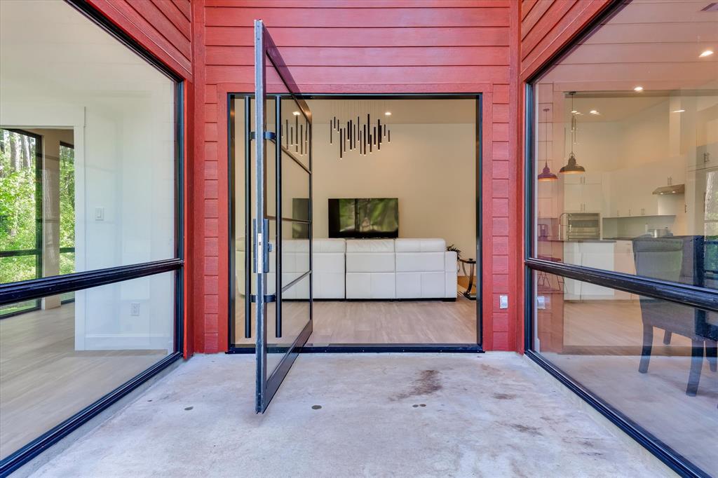 11571 Robin Lane