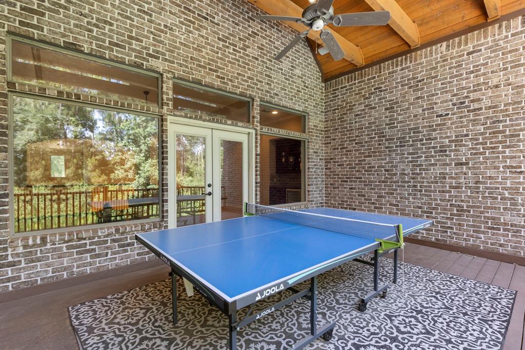 15557 Crown Oaks Drive, Montgomery, Texas image 26