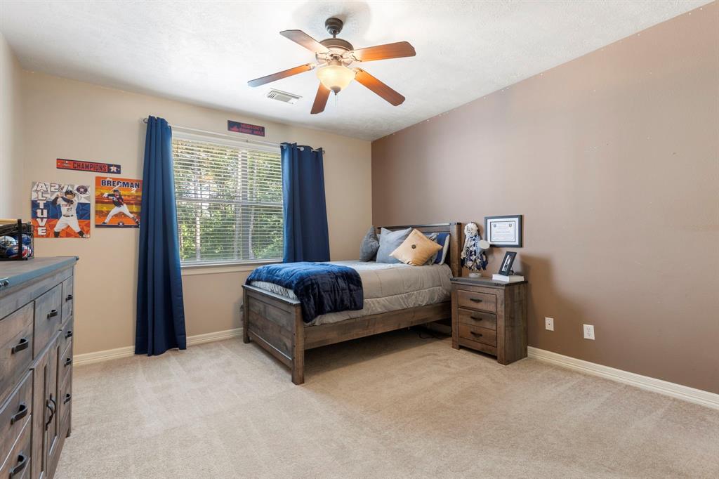 15557 Crown Oaks Drive, Montgomery, Texas image 30