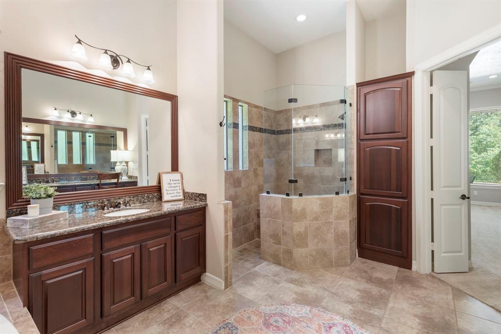 15557 Crown Oaks Drive, Montgomery, Texas image 22