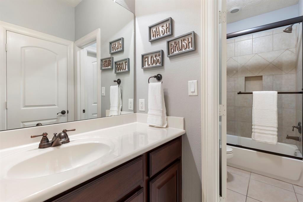 15557 Crown Oaks Drive, Montgomery, Texas image 29