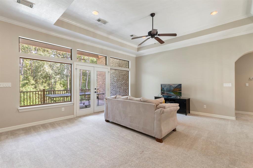 15557 Crown Oaks Drive, Montgomery, Texas image 25