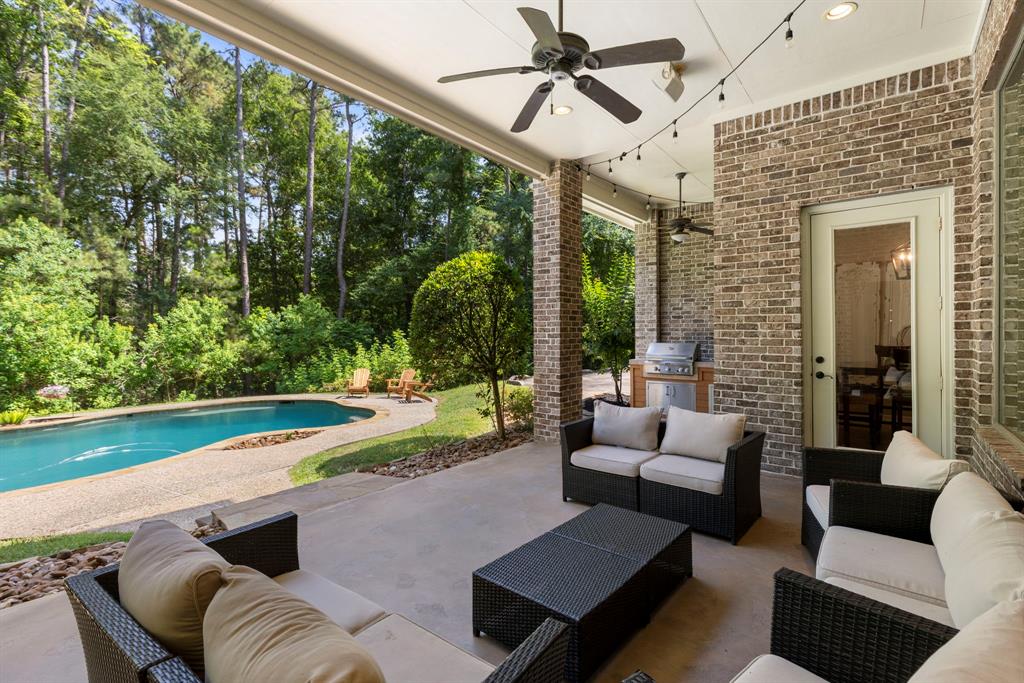 15557 Crown Oaks Drive, Montgomery, Texas image 34