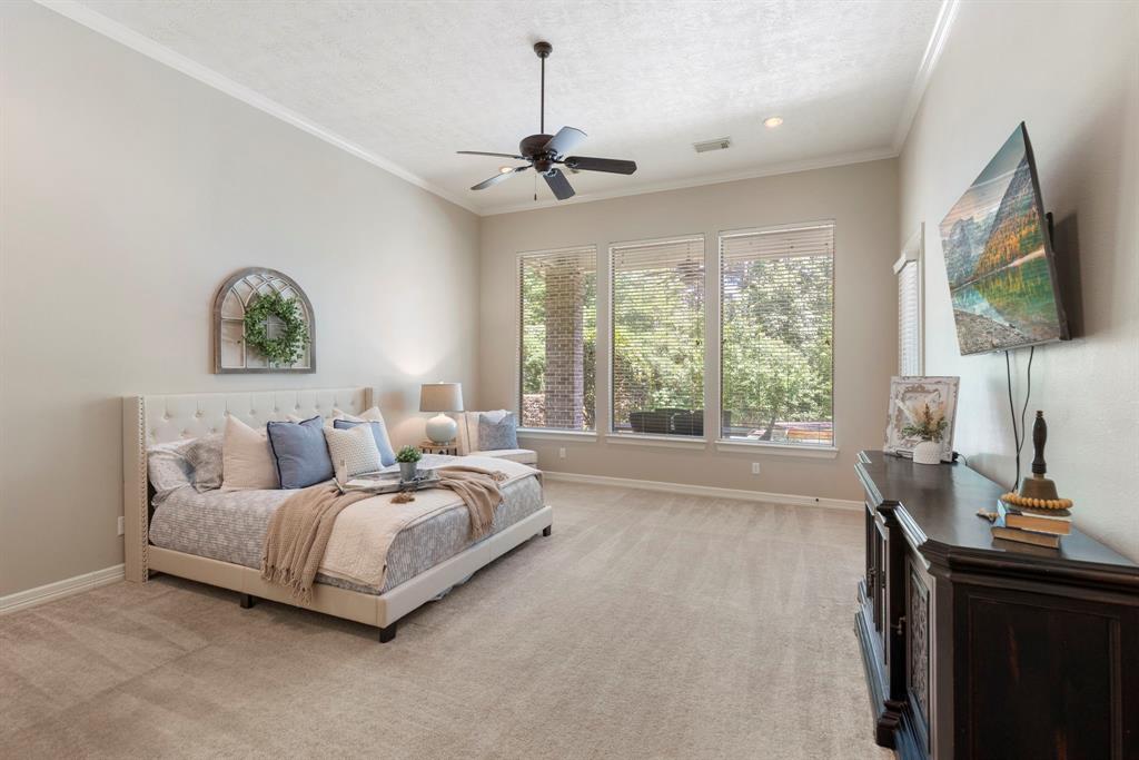 15557 Crown Oaks Drive, Montgomery, Texas image 21
