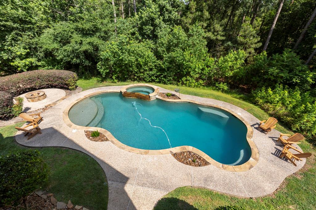 15557 Crown Oaks Drive, Montgomery, Texas image 27