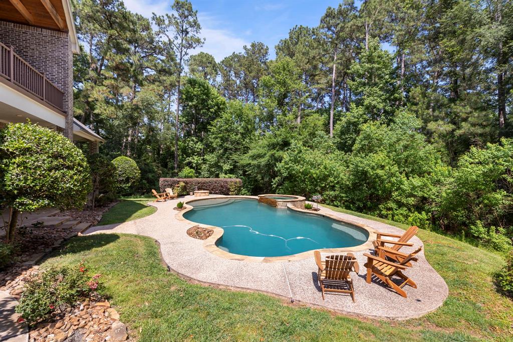 15557 Crown Oaks Drive, Montgomery, Texas image 37