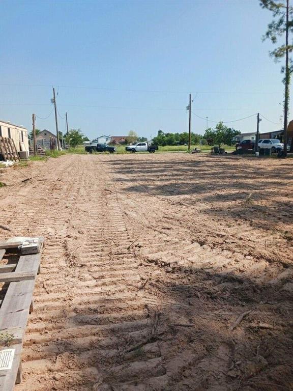 1720 County Road 3560, Cleveland, Texas image 1
