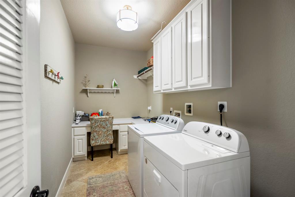 4611 Kings Landing Lane, Katy, Texas image 41