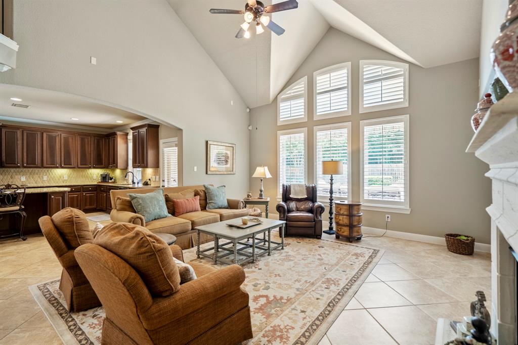 4611 Kings Landing Lane, Katy, Texas image 10