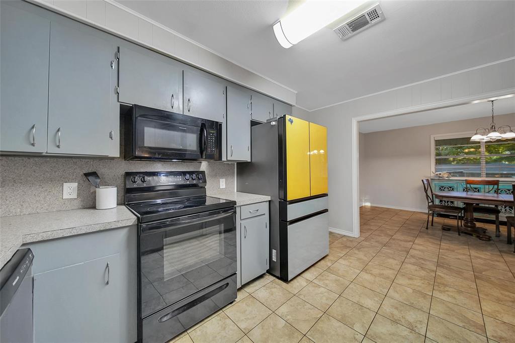 106 Crestway Street, Trinity, Texas image 6