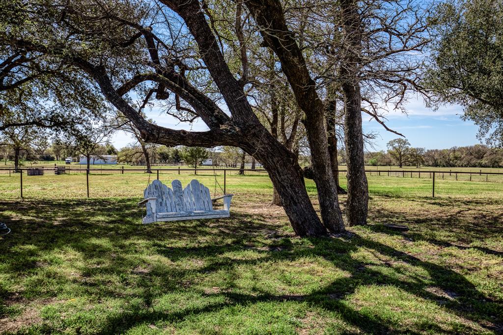 787 Private Road 1007, Caldwell, Texas image 25