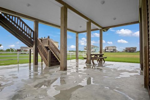 A home in Port Bolivar