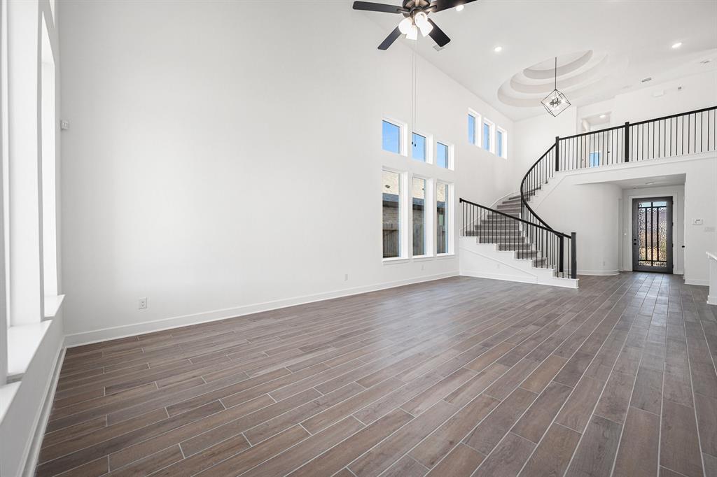 4414 Lazy Grains Lane, Fulshear, Texas image 8
