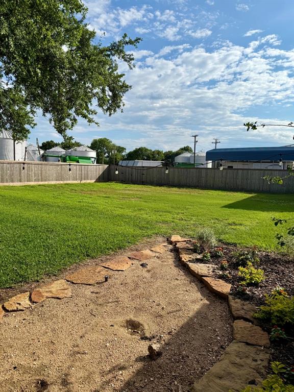 563 12th Street, Bay City, Texas image 44