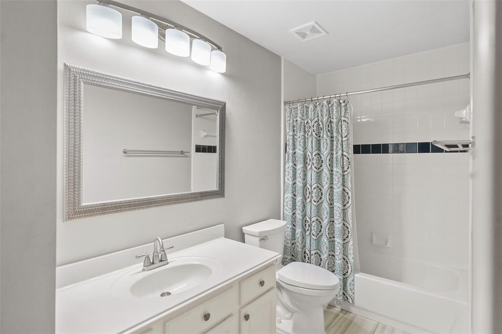 79 W Sandalbranch Circle, The Woodlands, Texas image 30