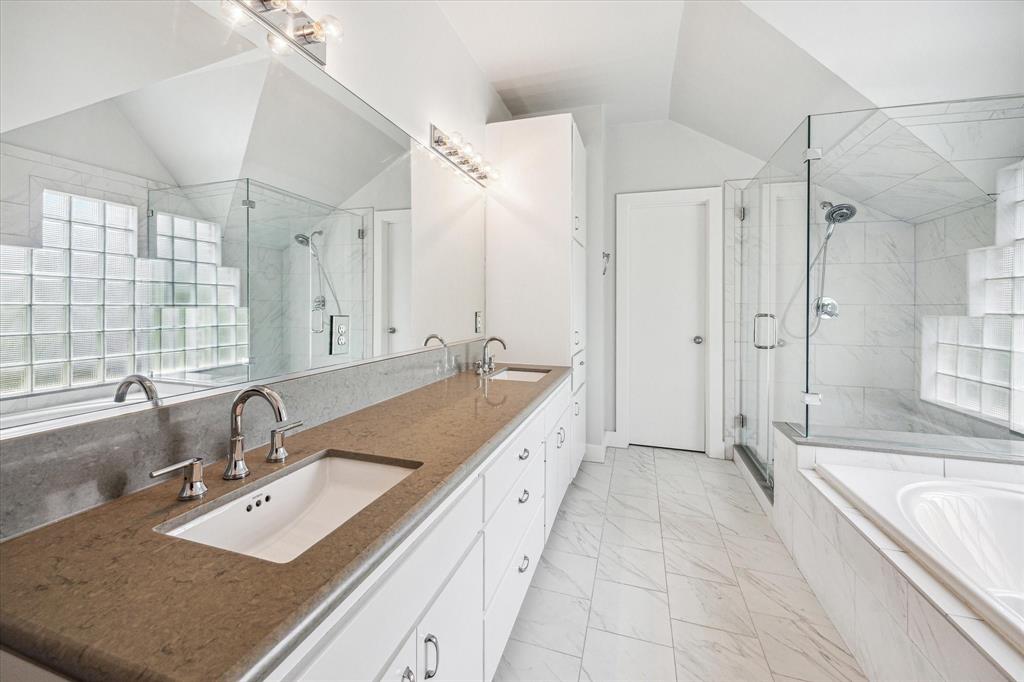 242 Knox Street, Houston, Texas image 9