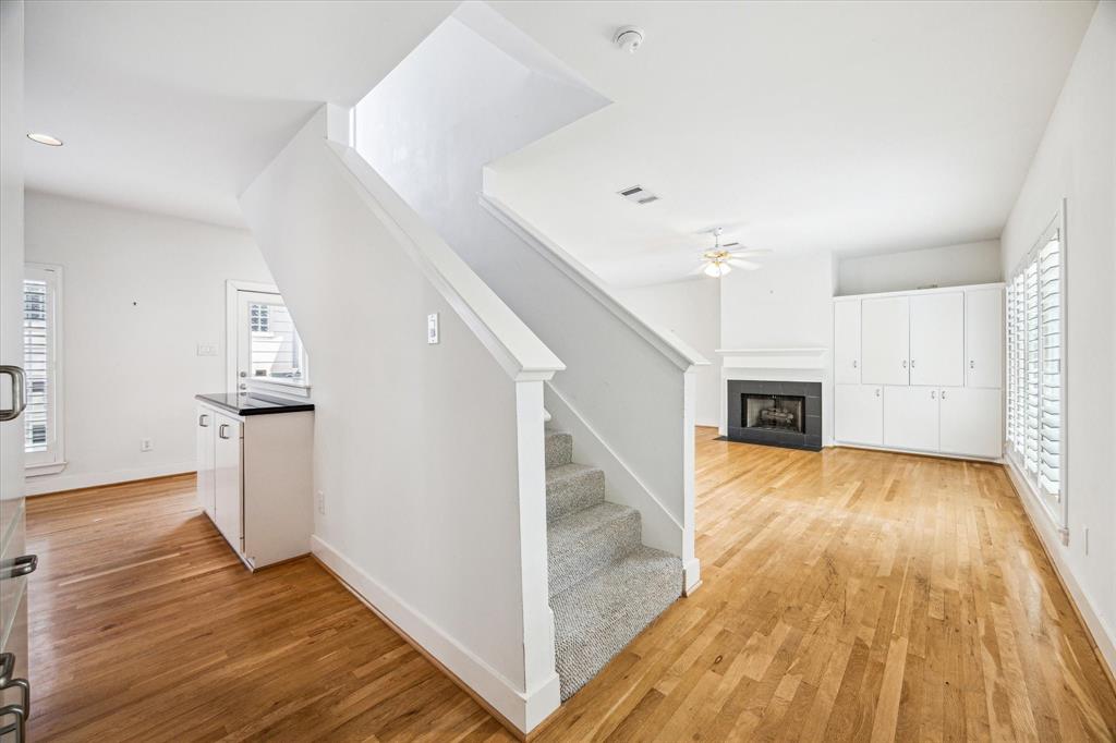 242 Knox Street, Houston, Texas image 12