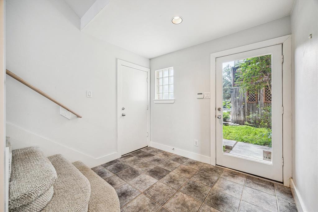 242 Knox Street, Houston, Texas image 16