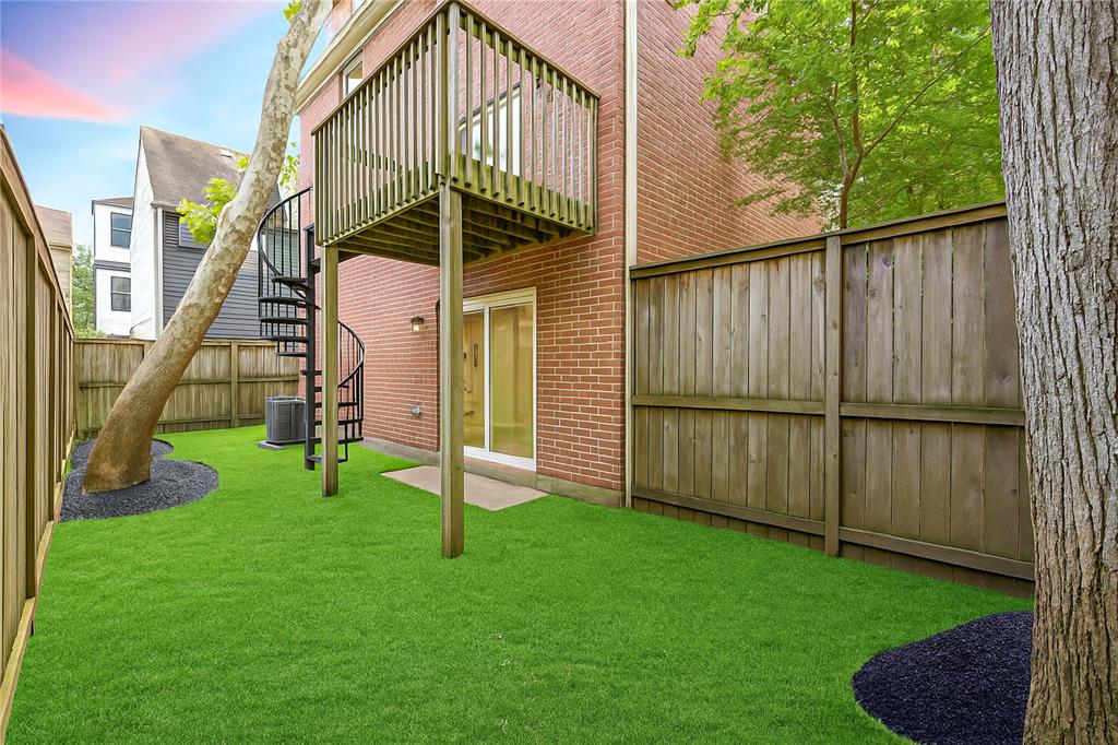242 Knox Street, Houston, Texas image 19