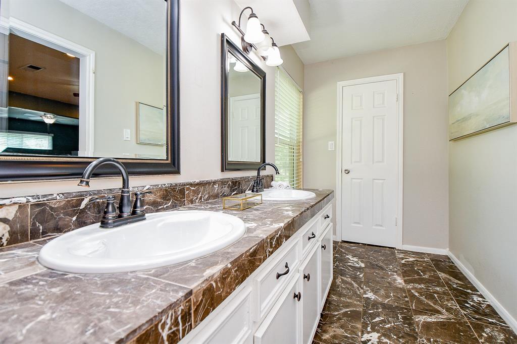 4719 Theall Road, Houston, Texas image 29