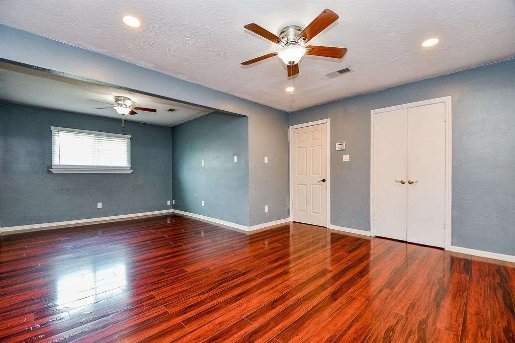 4719 Theall Road, Houston, Texas image 18