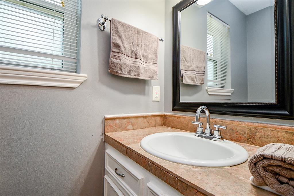 4719 Theall Road, Houston, Texas image 32