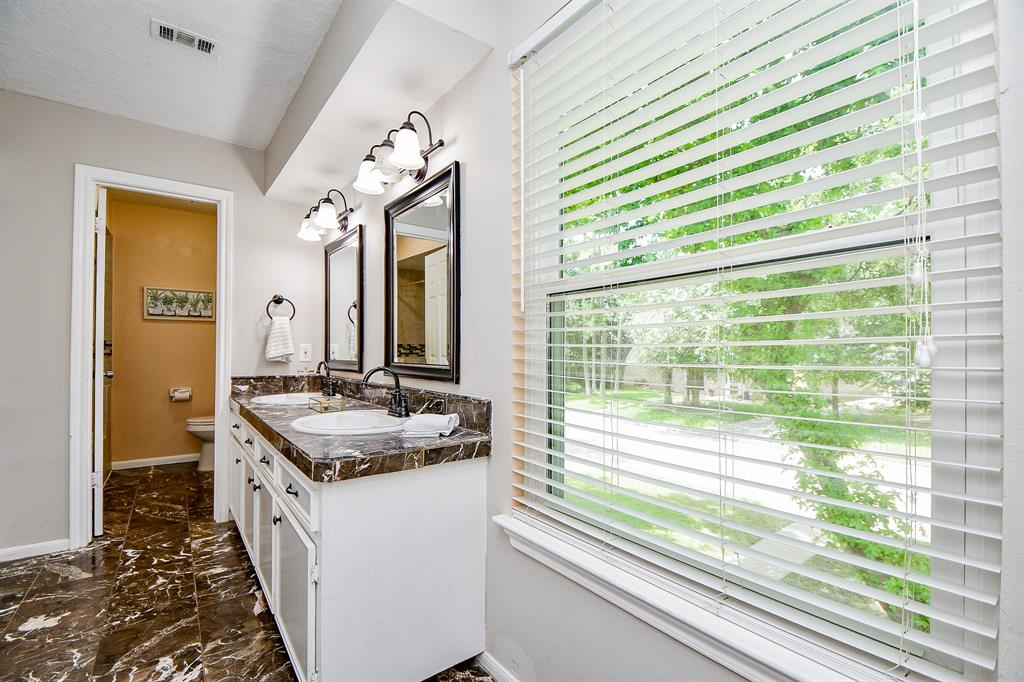 4719 Theall Road, Houston, Texas image 28