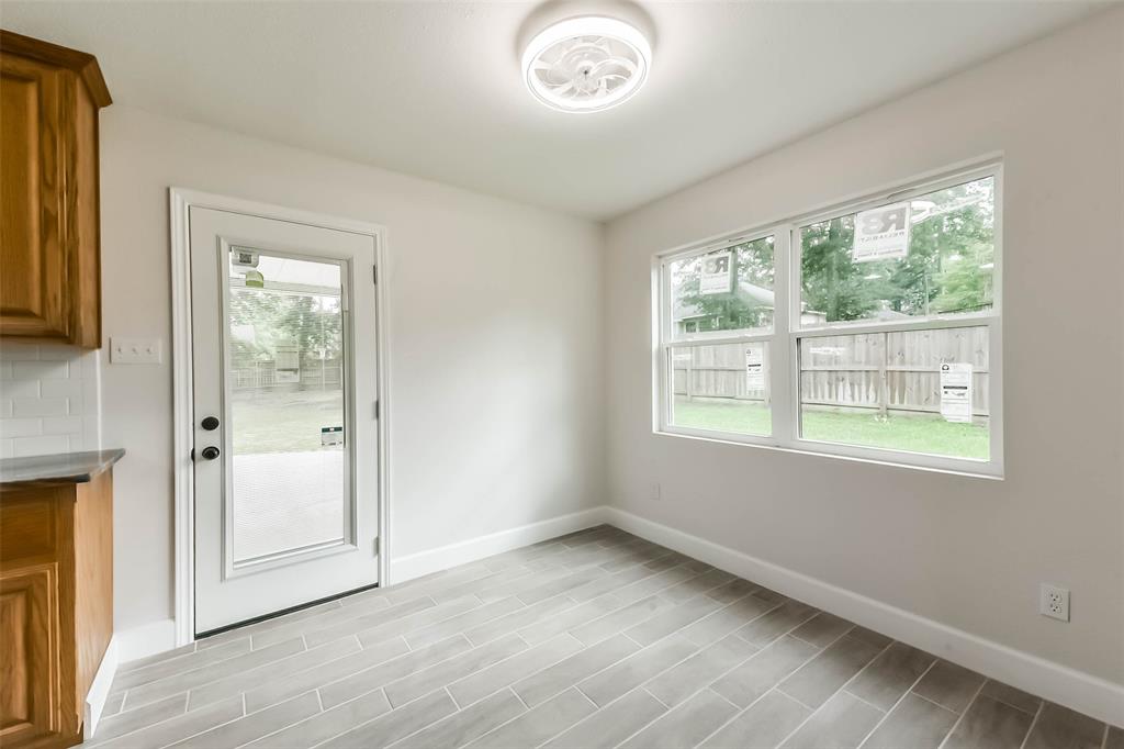9096 N Comanche Circle, Willis, Texas image 11