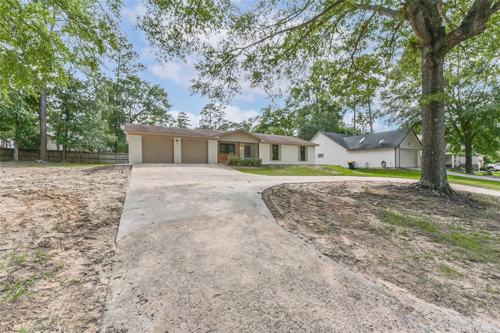 9096 N Comanche Circle, Willis, Texas image 27