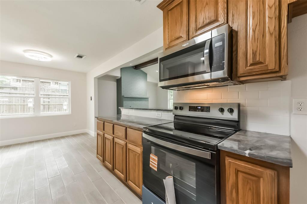 9096 N Comanche Circle, Willis, Texas image 13