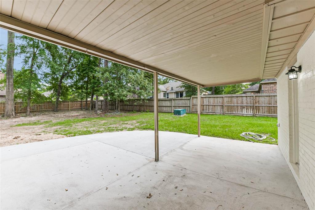 9096 N Comanche Circle, Willis, Texas image 32