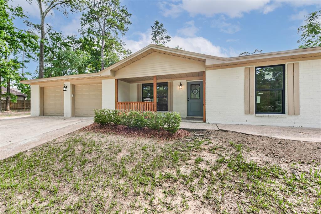 9096 N Comanche Circle, Willis, Texas image 1