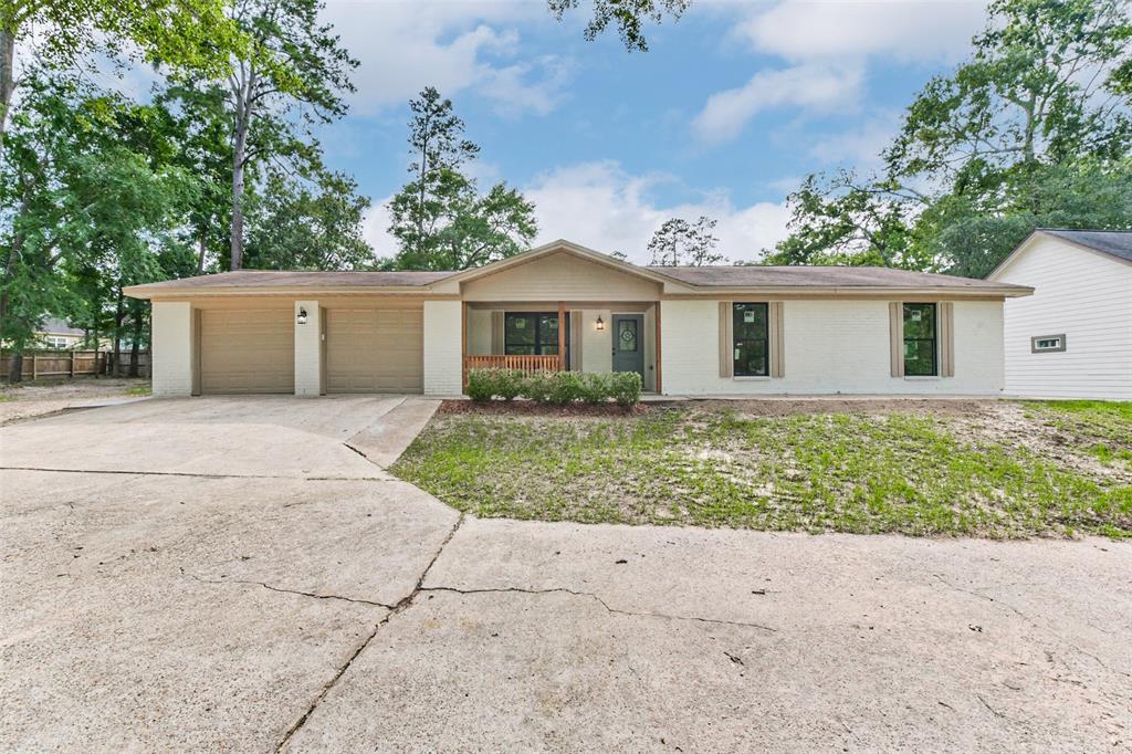 9096 N Comanche Circle, Willis, Texas image 2
