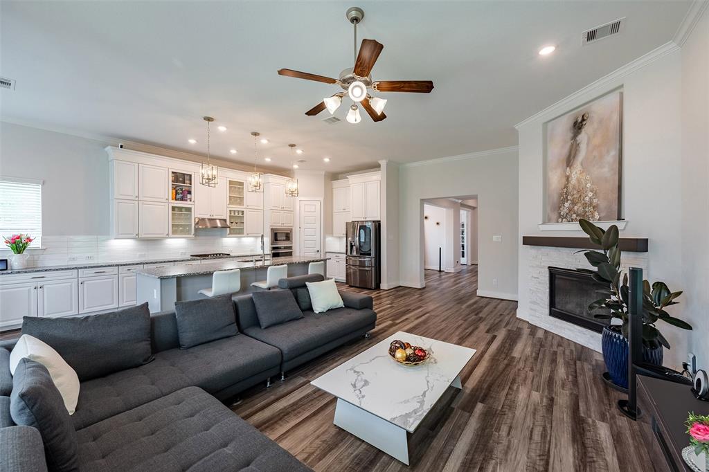 4423 Sterling Heights Lane, Sugar Land, Texas image 10