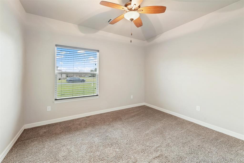 902 Wilham Street, Anahuac, Texas image 26